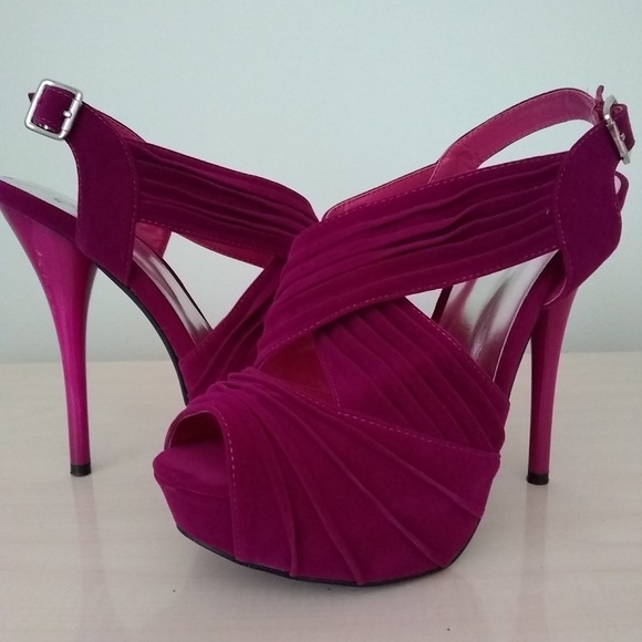 Shoes - Picture 2 of 5